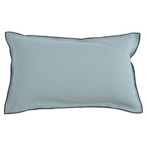 Чехол на подушку из фактурного хлопка голубого цвета с контрастным кантом из коллекции Essential, 30х50 см - Tkano