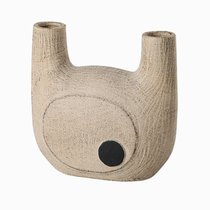 Ваза Black Eye высота 20, цвет бежевый - Cosmo