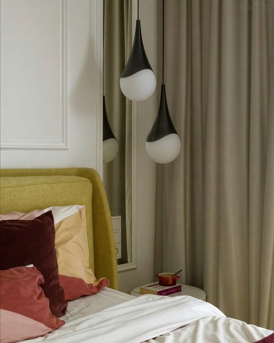 Чёрный подвесной светильник Алто, цвет белый - Louvre Home