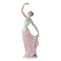 Фигурка NAO Танец окончен 9х12х32 см, фарфор