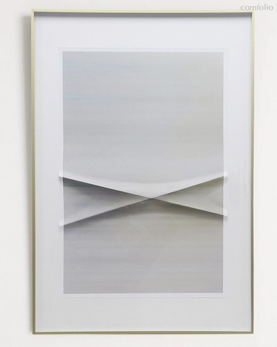 Интерьерный постер Paper fold-II, цвет розовый - Louvre Home