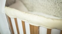 Тканевая защитная накладка для кроватки Ellipsebed (молочный) - Ellipse
