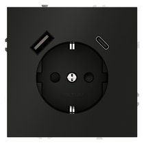 Розетка встраиваемая VOLTUM S70 с заземлением и защитными шторками, 16А, с USB, A+С, (черный матовый - Voltum
